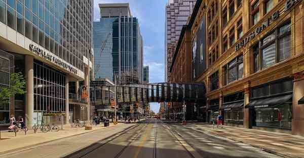 大数据包含设备数据的行业文章