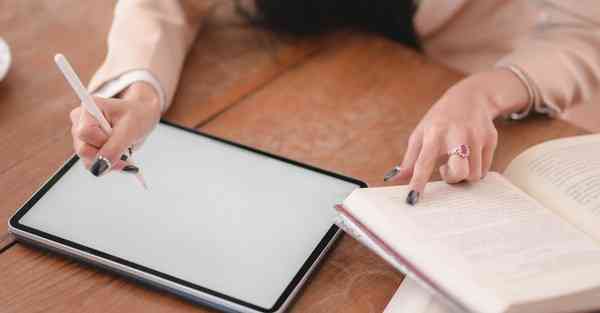 大数据包含设备数据的行业文章