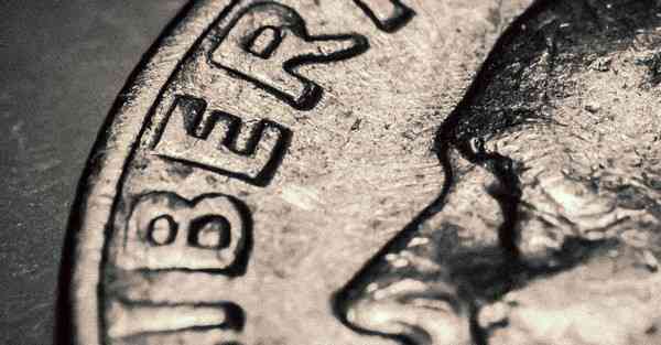 大数据包含设备数据的行业文章