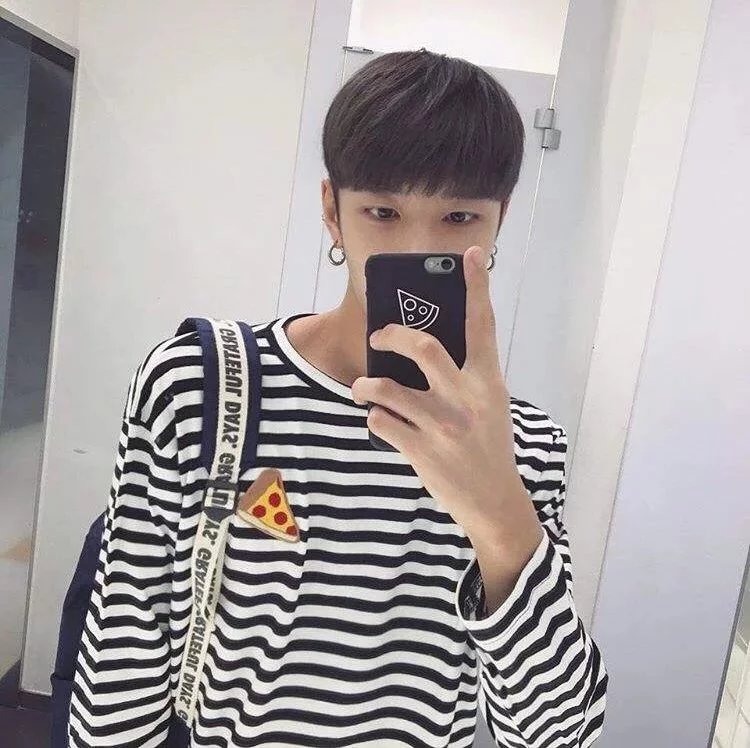徐容士策
