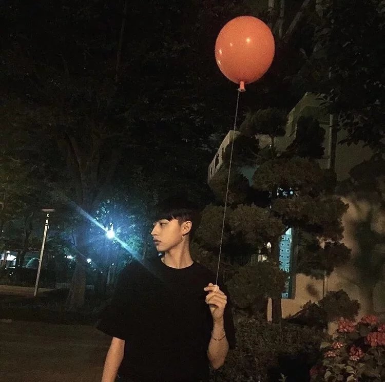 罗英烟忠