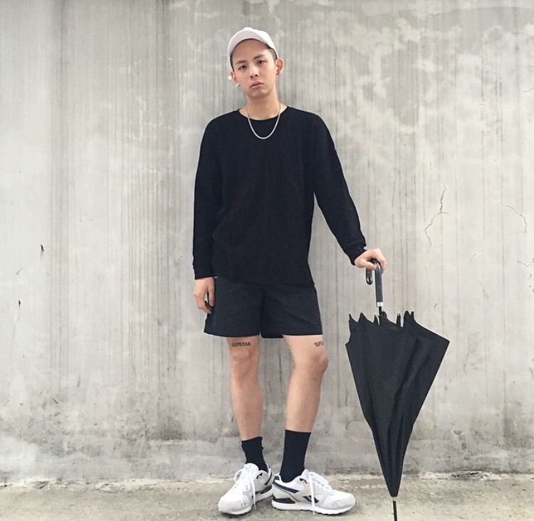 利绿月泰