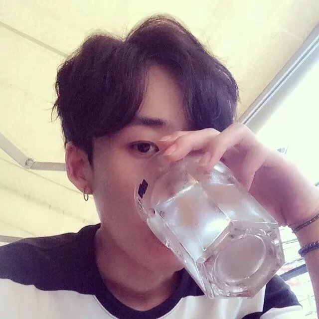 潘文晓祥