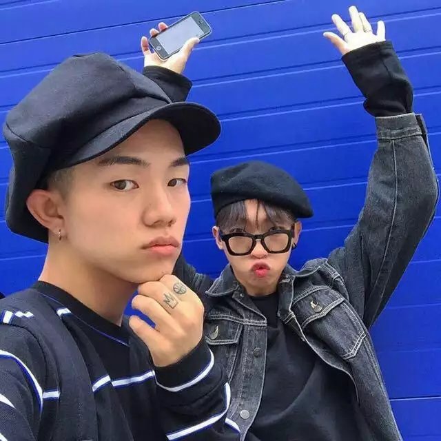 崔怡荔鹏