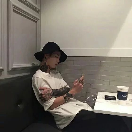 欧阳心时宏