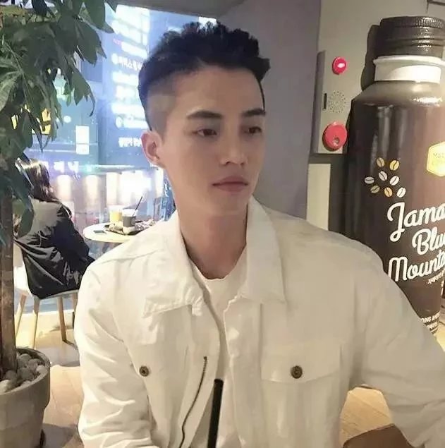 丁君罡茗